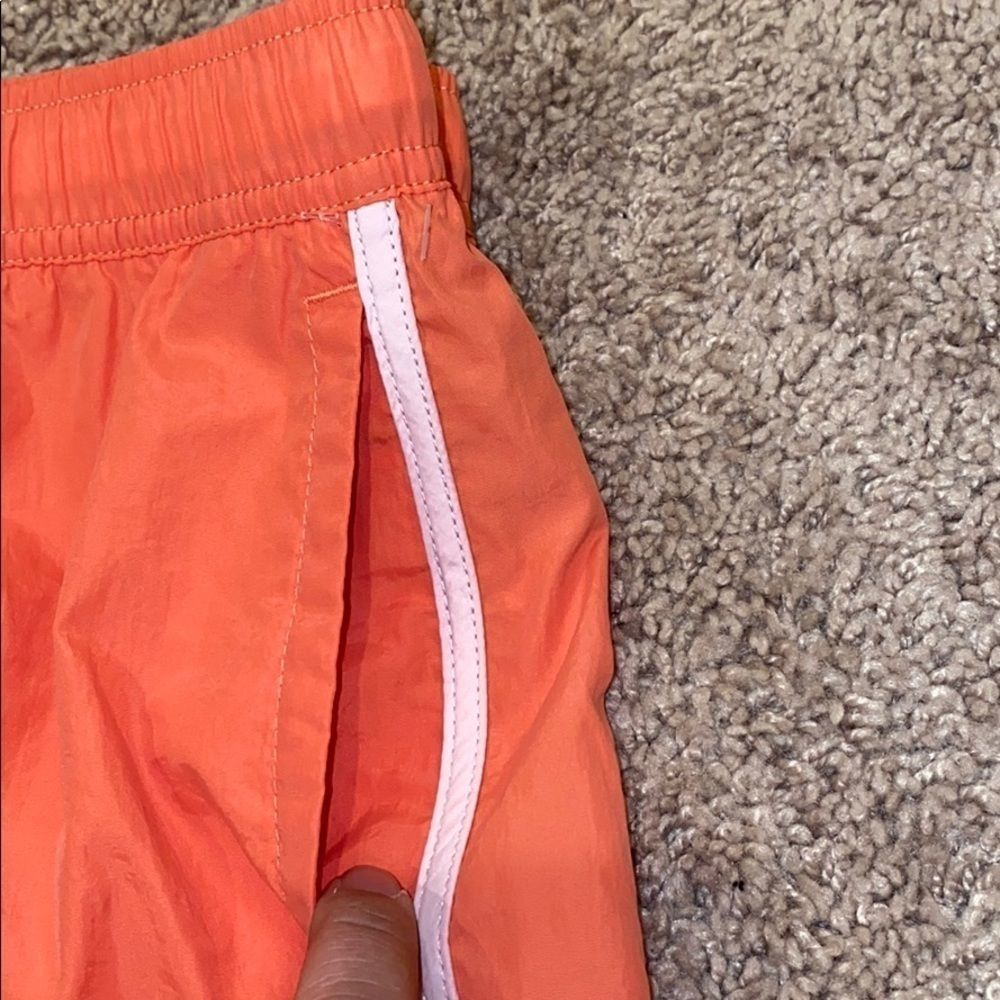 NWOT American Eagle Nylon Shorts - M - Picture 5 of 5